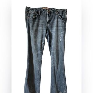 Makers of the original size 31 bootcut jeans mid wash low rise 8 inch rise Y2K